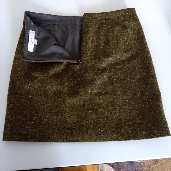 LAST CHANCEAnn Taylor Loft Green Pencil Skirt Sz 0 - Picture 2 of 6